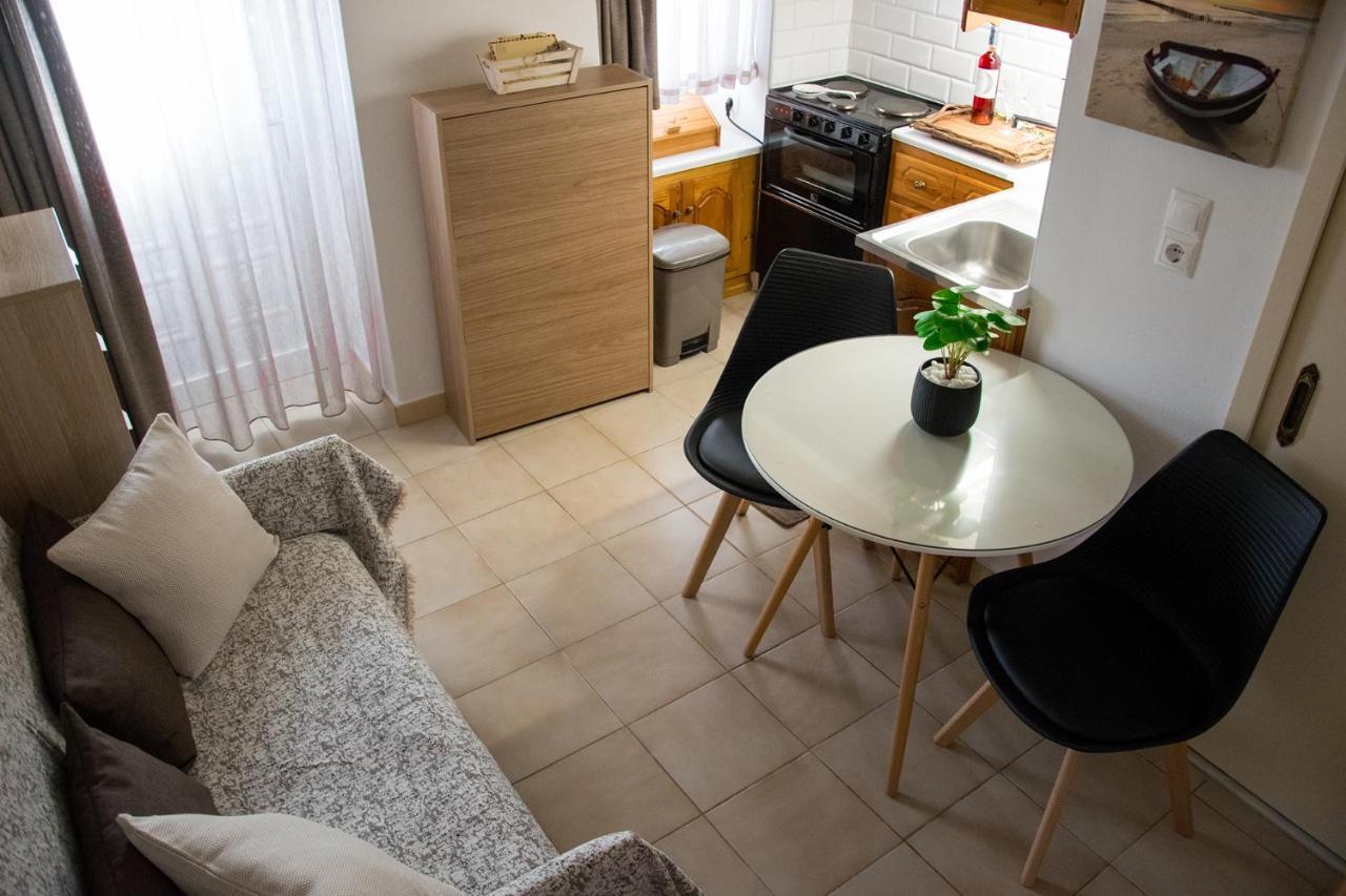 Stonehouse With Wonderful Seaview Apartment Samos Town Exterior photo